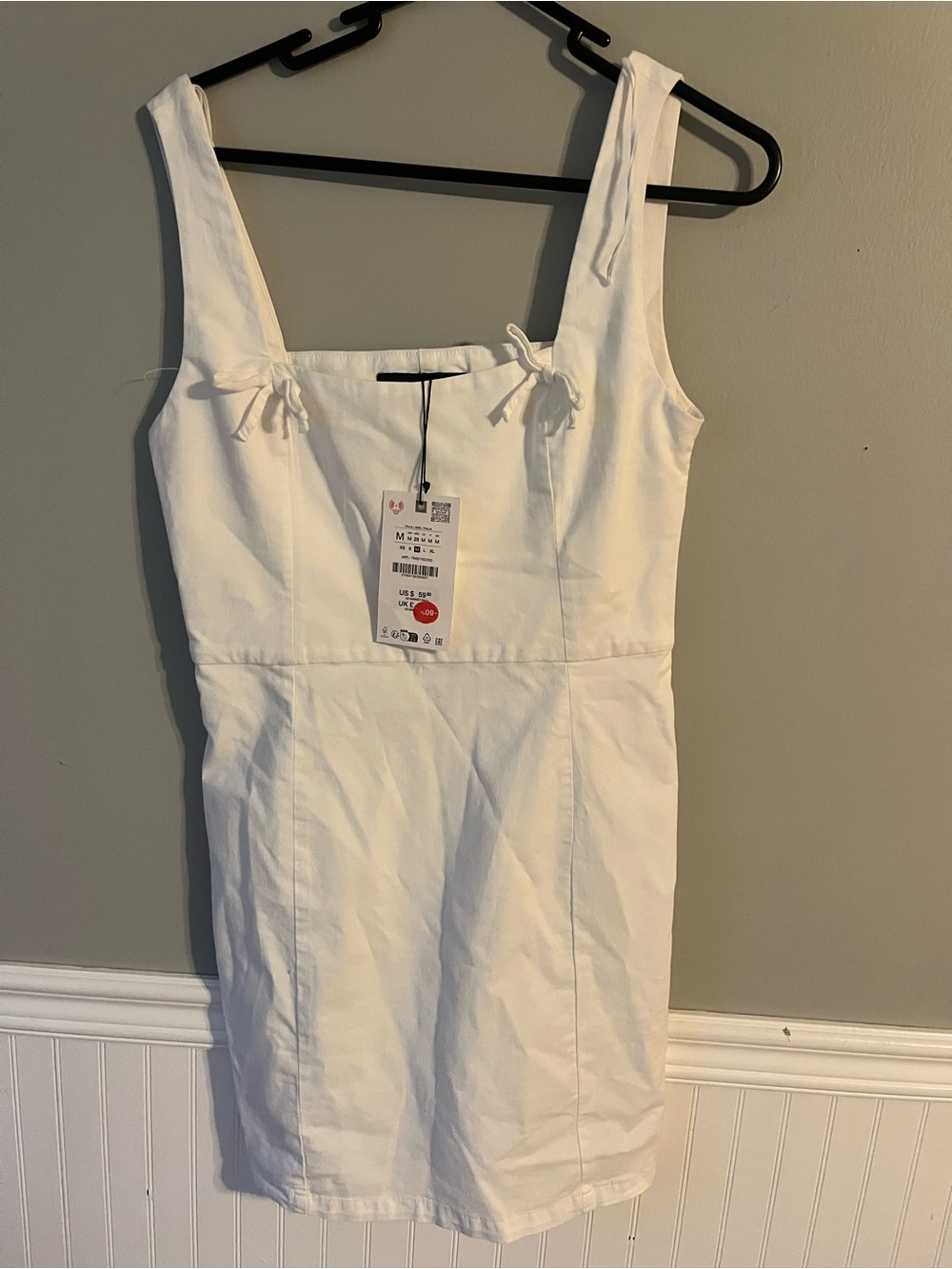 Zara White Sleeveless Square-Neck Dress